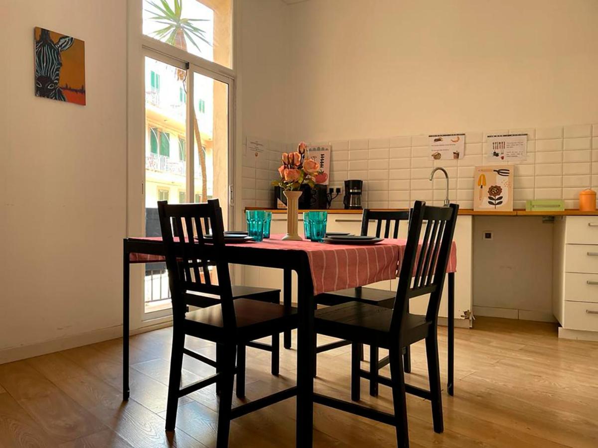 By La Rambla Rooms Barcelona Luaran gambar